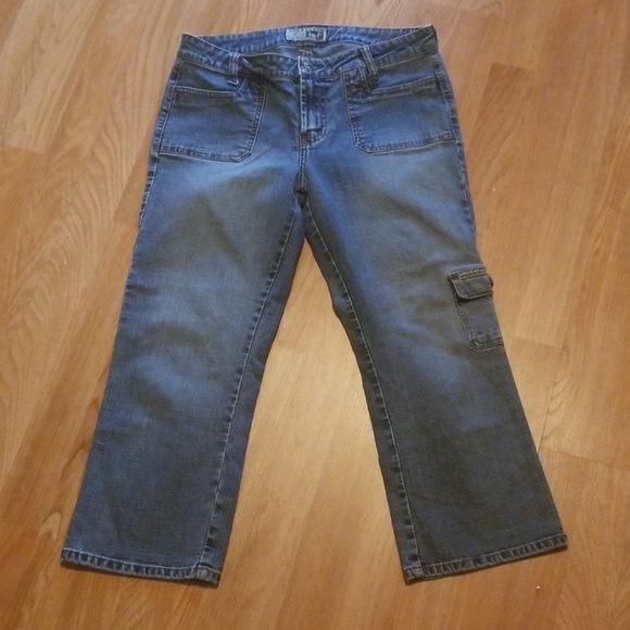 lei Denim - Juniors Size 9 lei Cropped Jeans